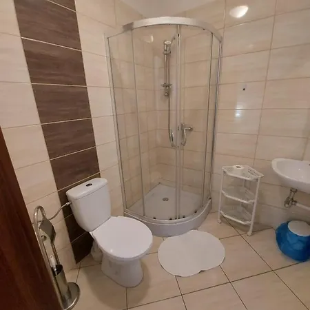 Przystanek Czapla B&B 차플리넥